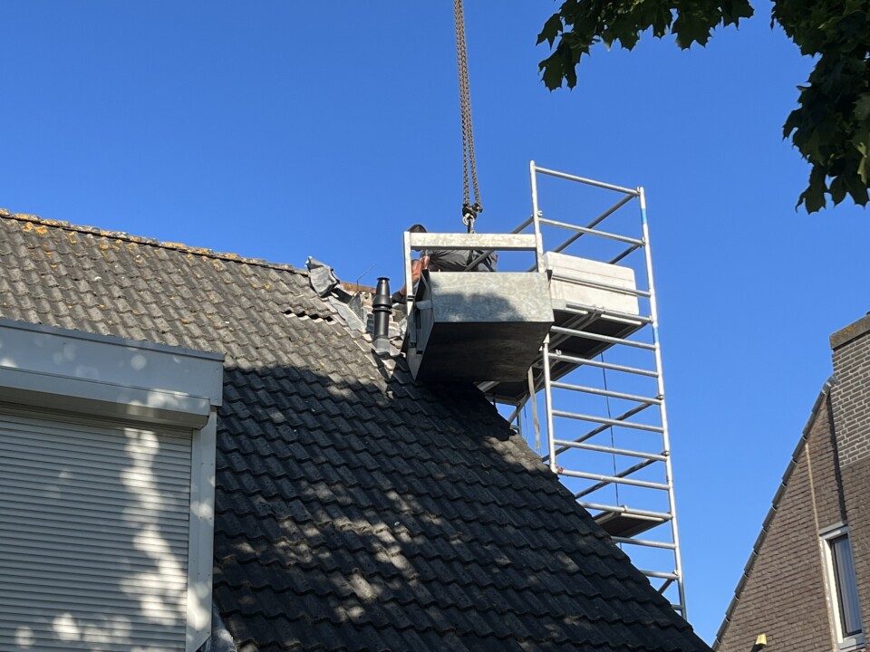Foto schoorsteen verwijderen Oudenbosch 5