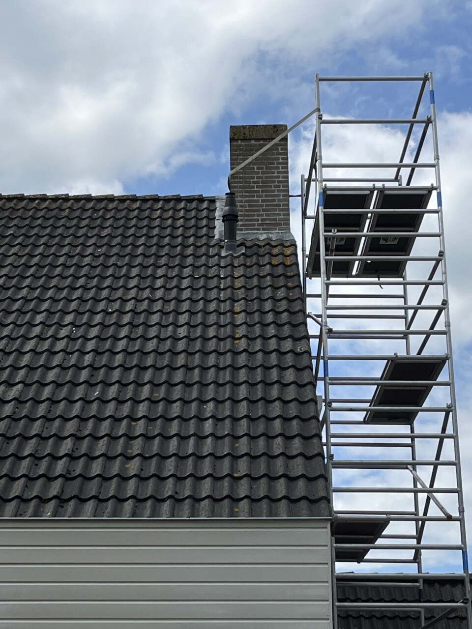 Foto schoorsteen verwijderen Oudenbosch 6