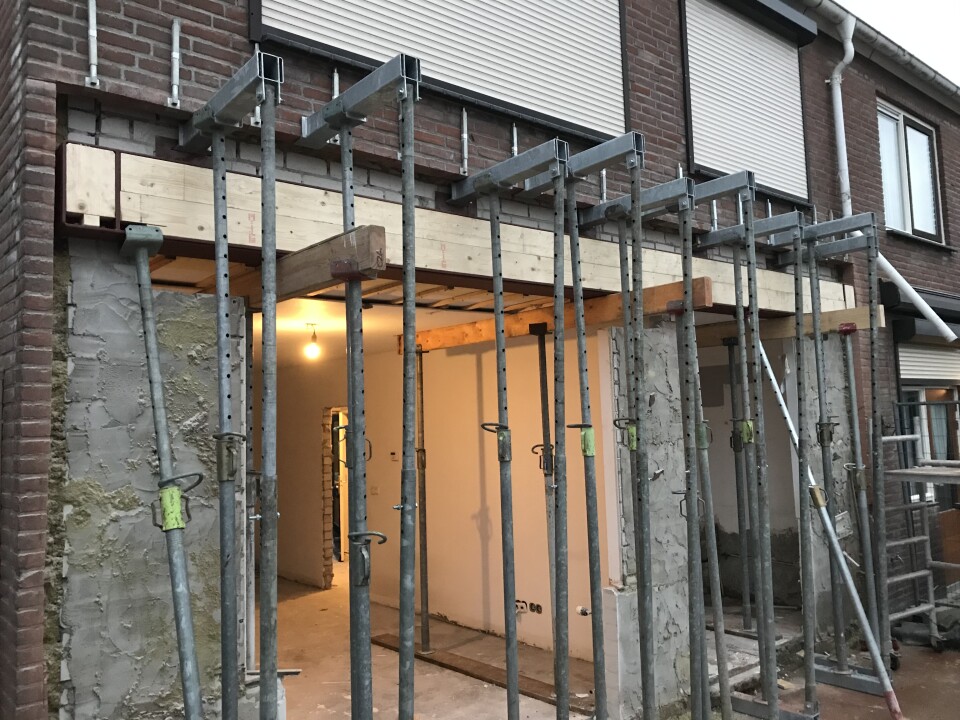 Geveldoorbraak staal aanbouw HSB Cerdal Zegge