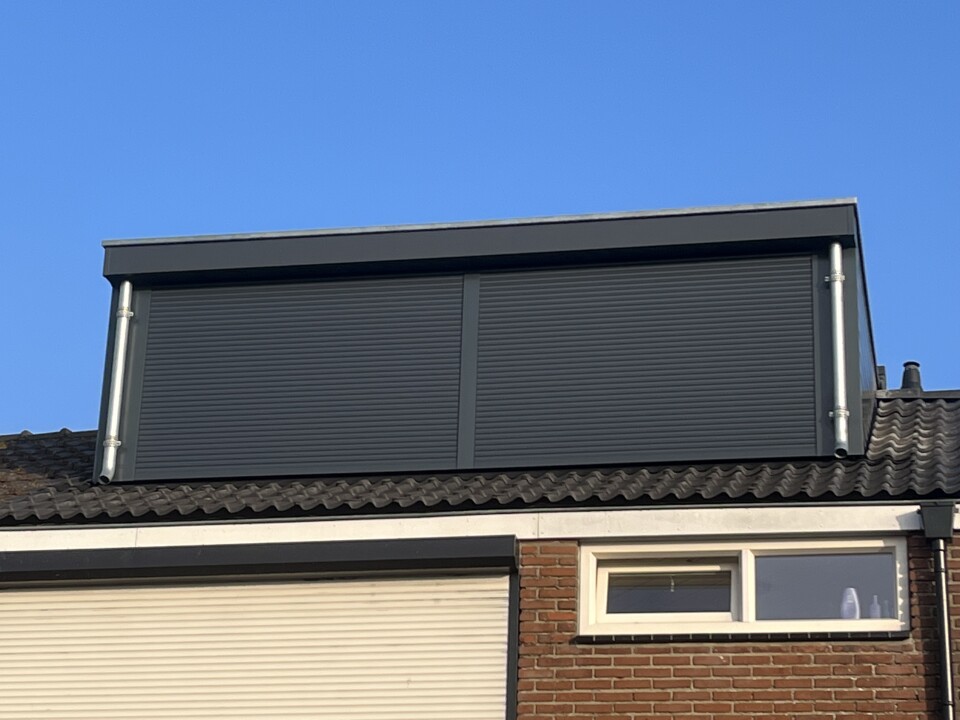Nokverhoging en dakkapel Heinenoord 1