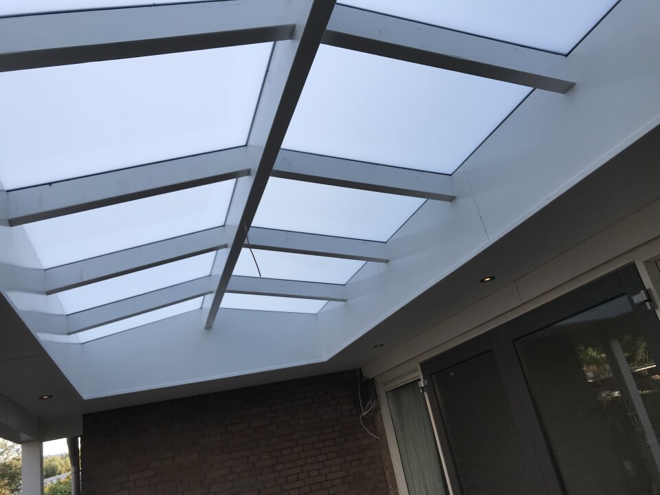 Prefab verandadak met lichtstraat Rotterdam
